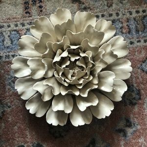 Ceramic wall flower